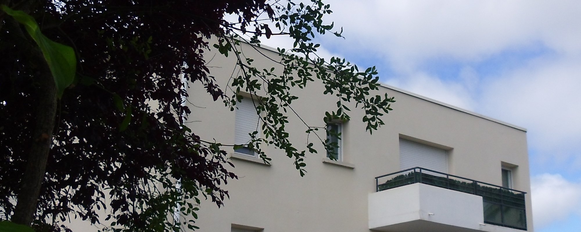 Appartement 2 pièces -balcon-parking