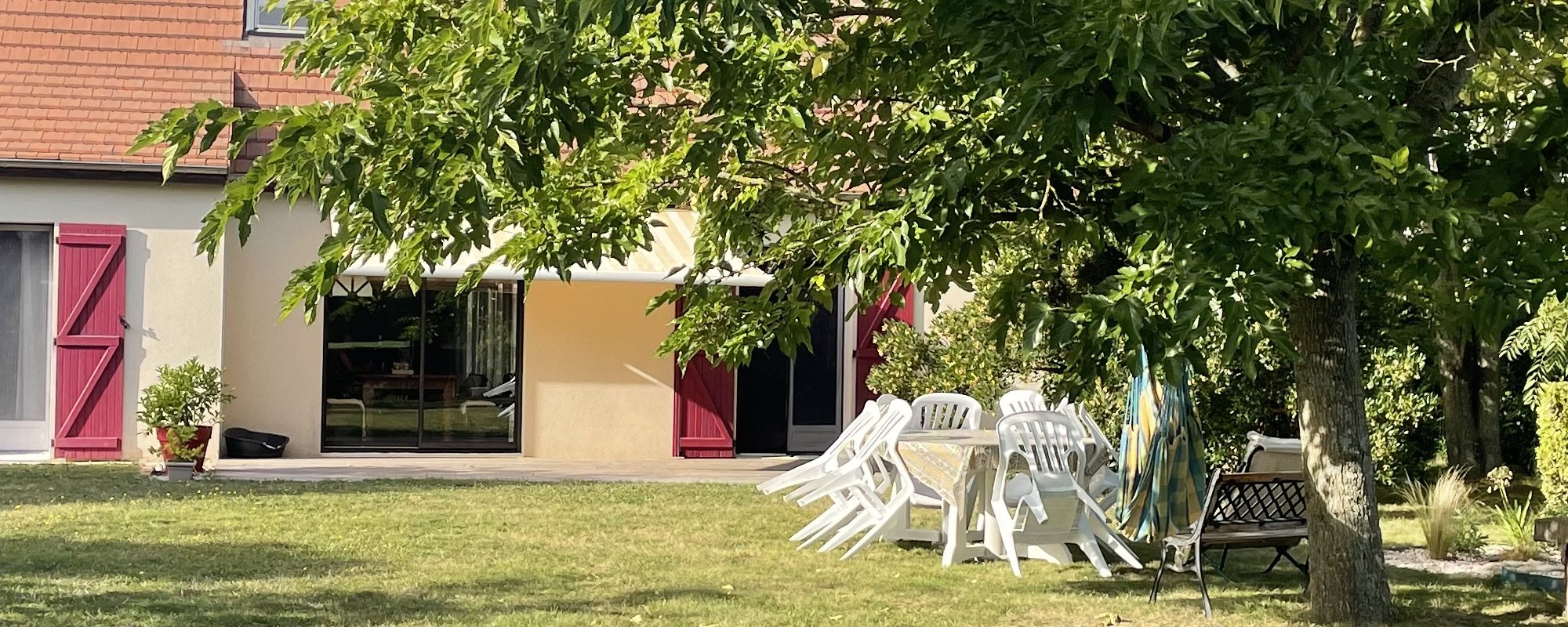 Maison Individuelle 4 chambres – garage et jardin clos