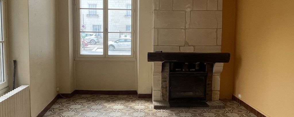 MAISON DE BOURG PROCHE TOUTES COMMODITES