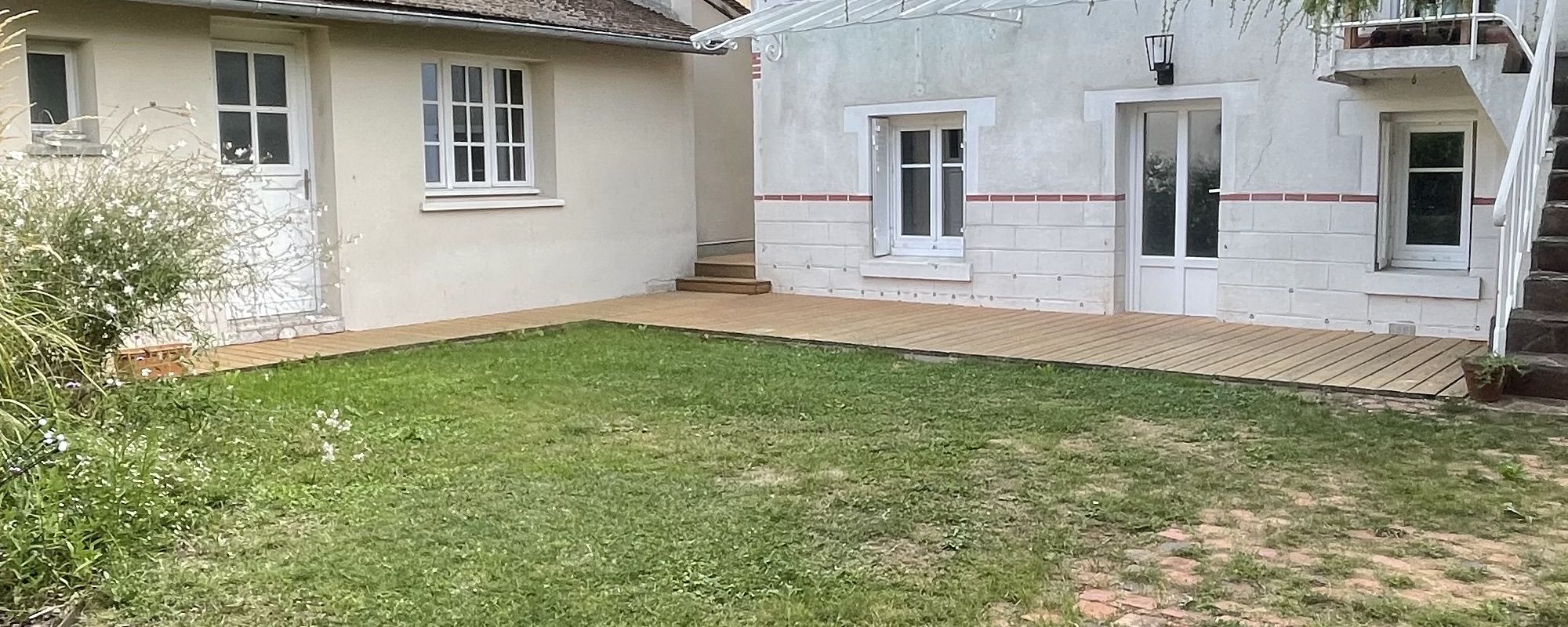 SAINT CYR -COTTAGE PARK – MAISON + dépendance